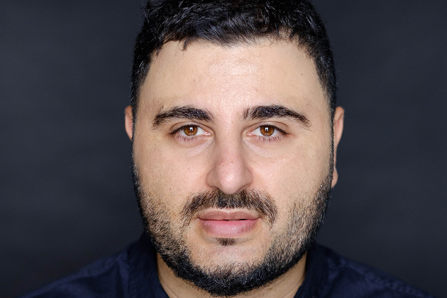 James Elazzi