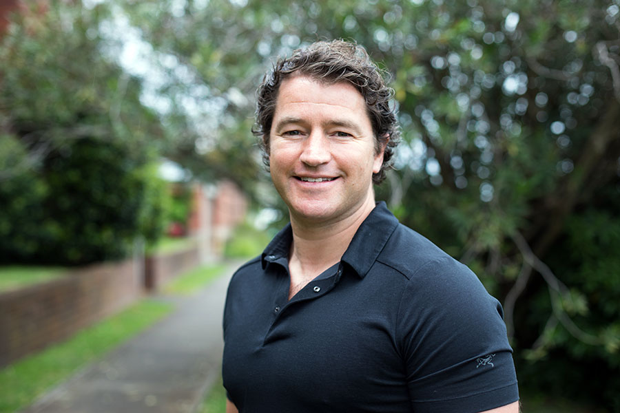 Dr Gareth Andrews